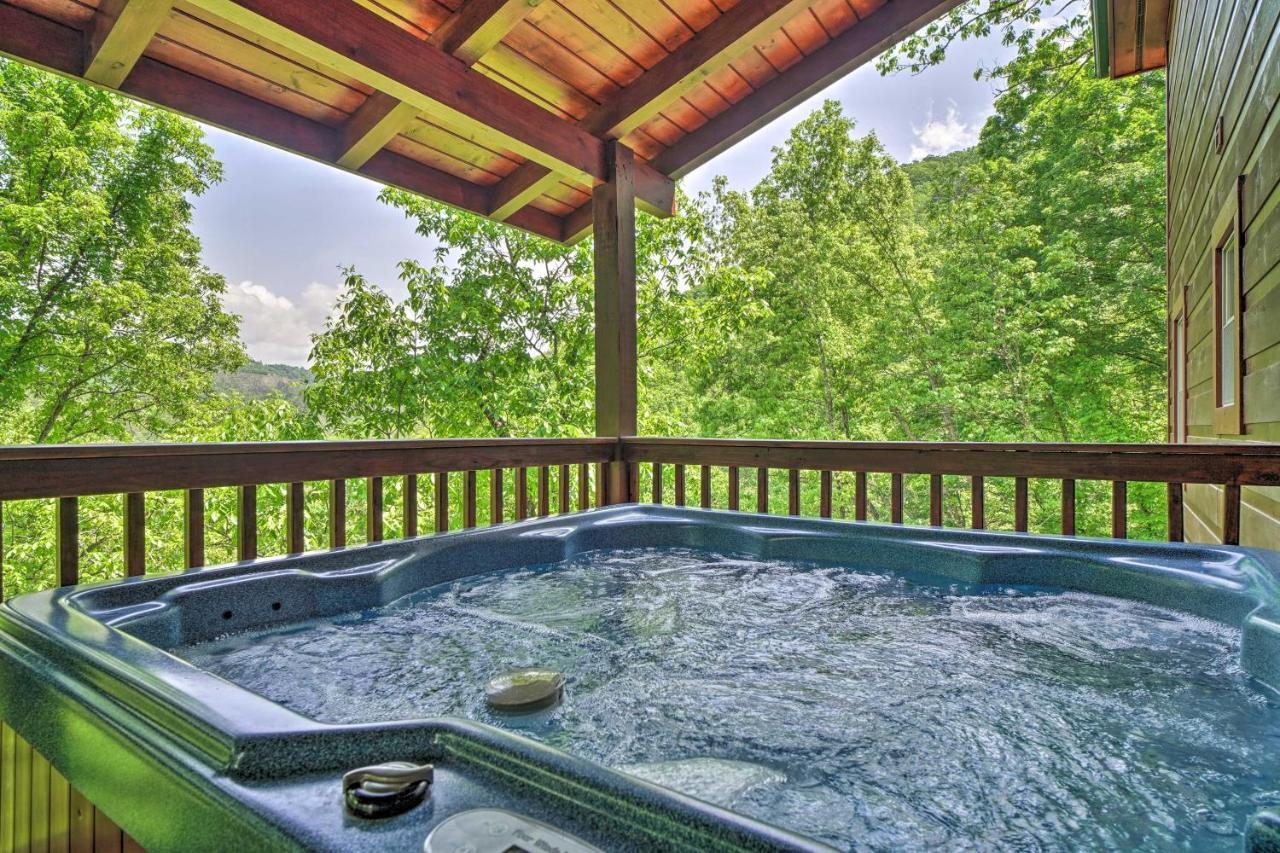 Pigeon Forge Cabin Sauna, Saltwater Pool And Views! Sevierville Εξωτερικό φωτογραφία